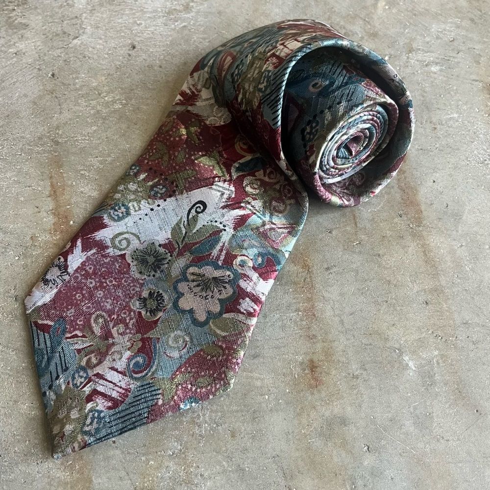 Vintage 70s Floral Wembley Men’s Tie